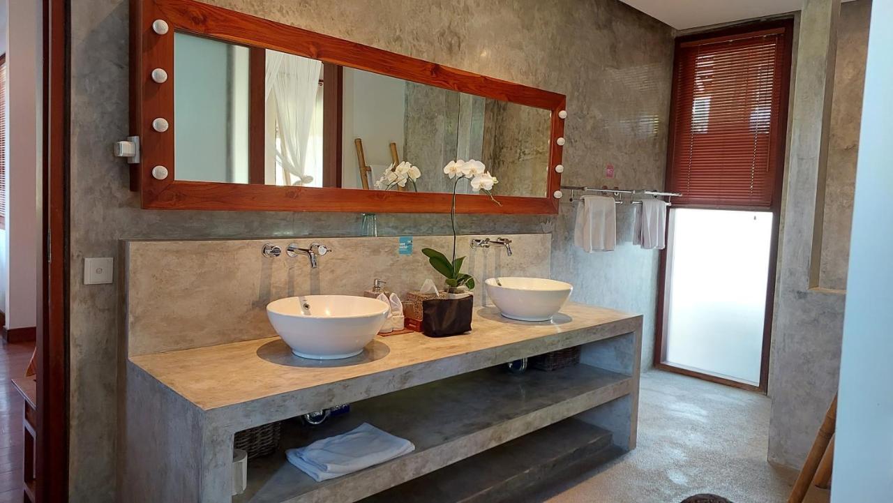 Villa Rumah Isah チャンディダサ エクステリア 写真