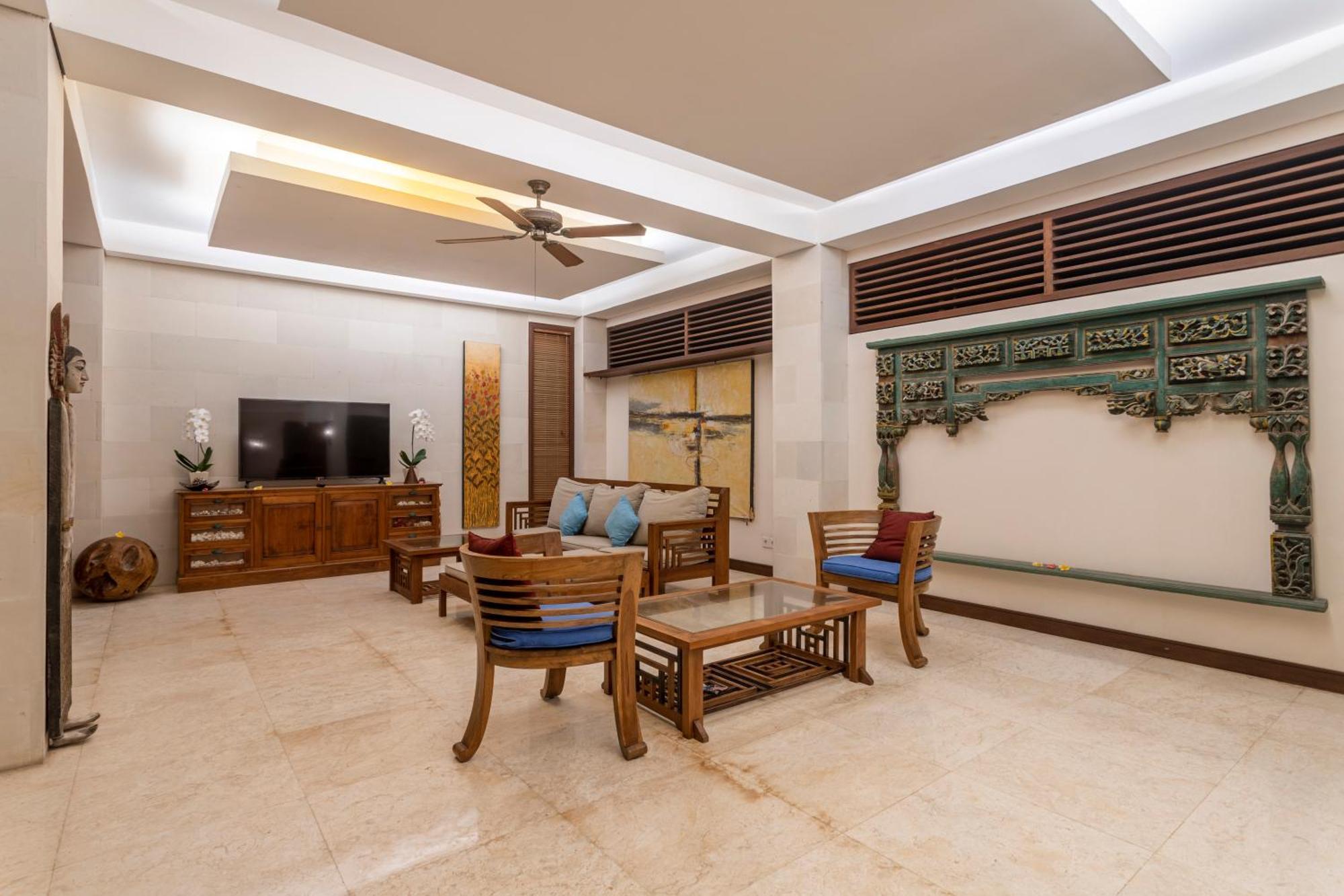 Villa Rumah Isah チャンディダサ エクステリア 写真