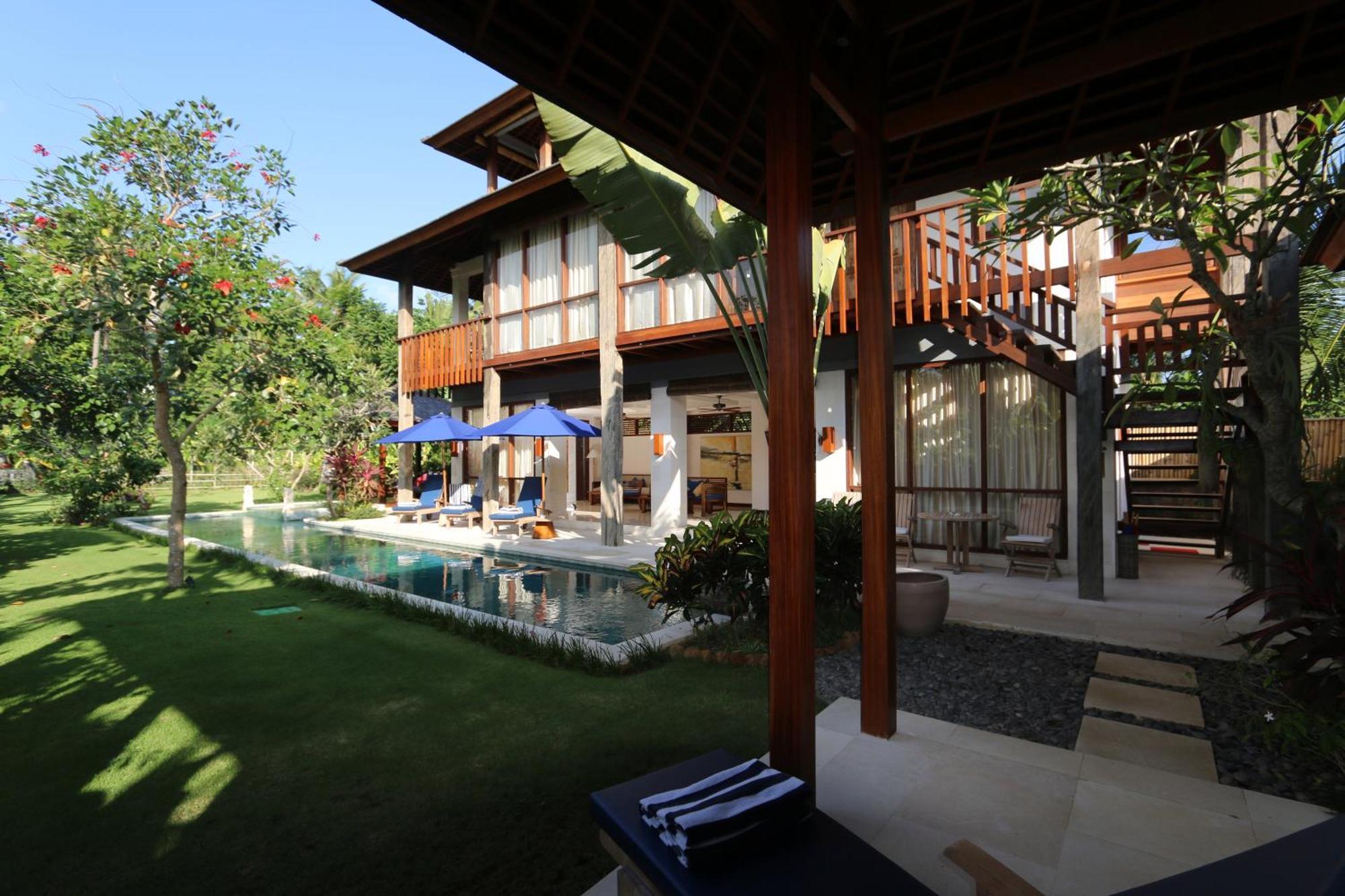 Villa Rumah Isah チャンディダサ エクステリア 写真