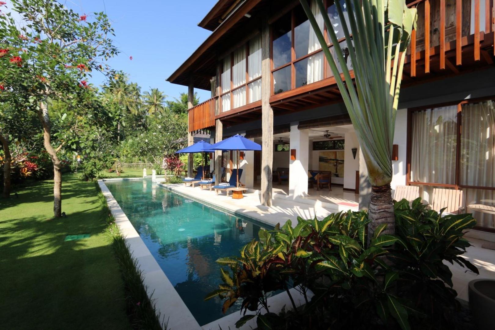 Villa Rumah Isah チャンディダサ エクステリア 写真